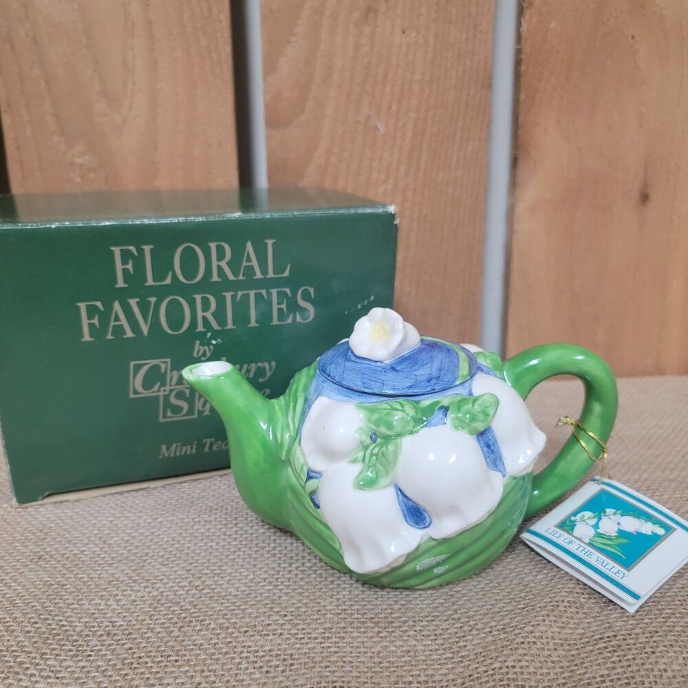 New PAPEL FREELANCE “Lily Of The Valley” Blue/Green/Wht Teapot w/Original Tag